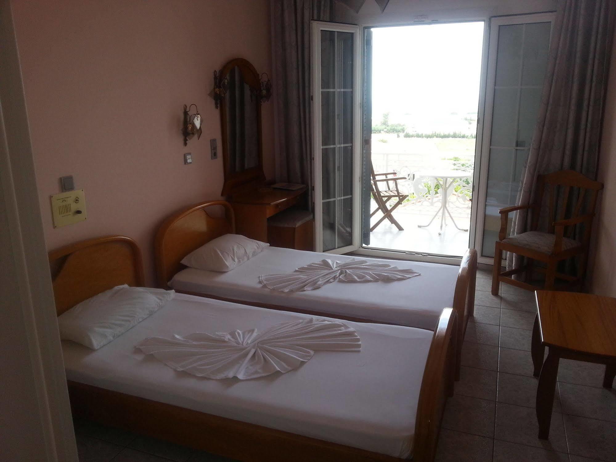 Hotel Samos Sun Pythagóreion Esterno foto